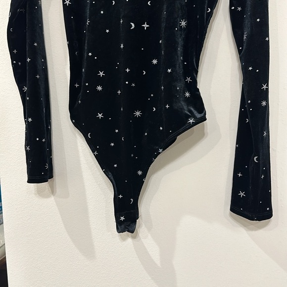 NWT Wild Fable black velvet bodysuit- small - Picture 4 of 7